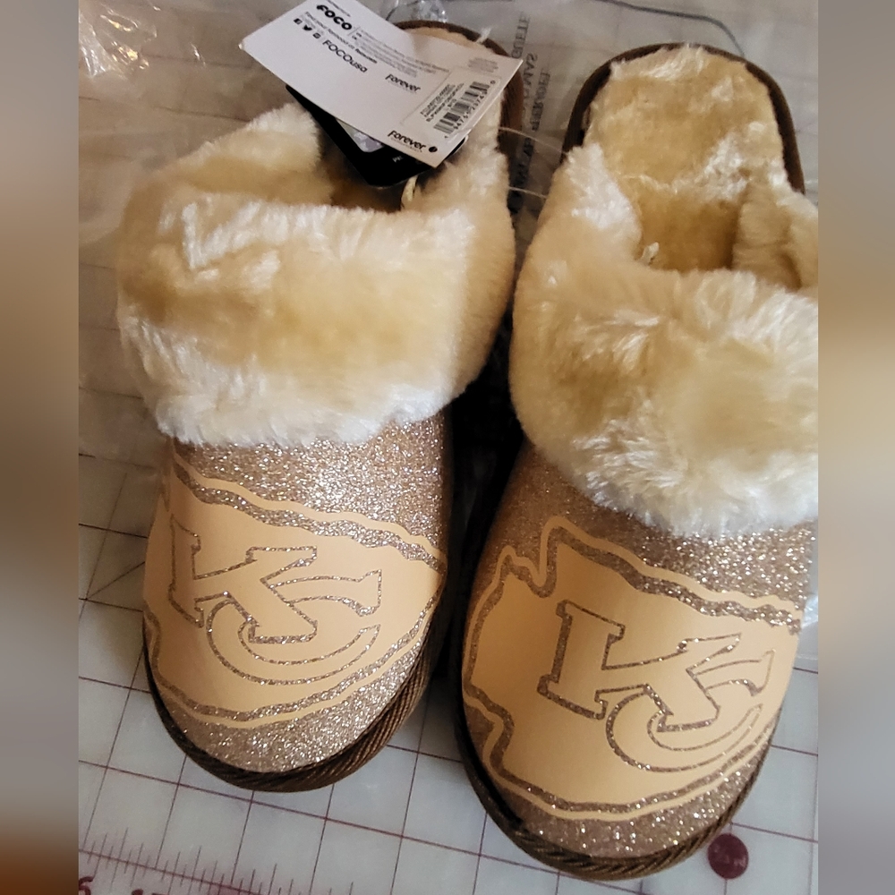 Foco Slippers Kansas City Chiefs Women's